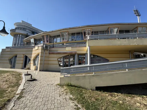 Eladó üzlethelyiség utcai bejáratos, Sopron 1+1 szoba 25 m² 20.49 M Ft
