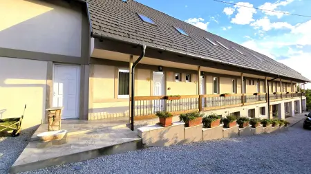 eladó vendéglátás, Balatongyörök