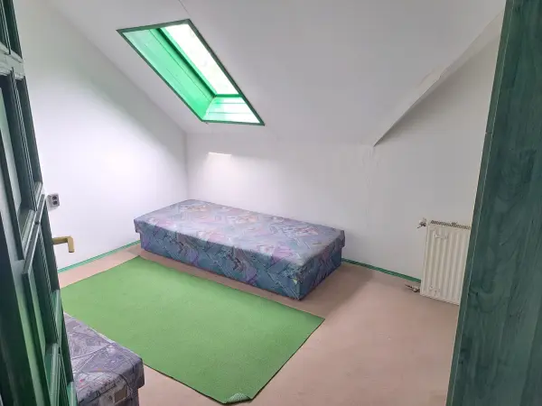 Eladó vendéglátás, Dunaföldvár 20 szoba 708 m² 97 M Ft