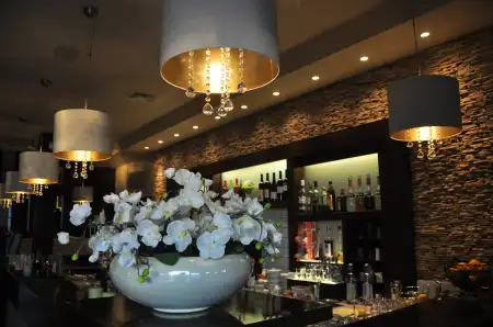 eladó vendéglátás, Dunakeszi