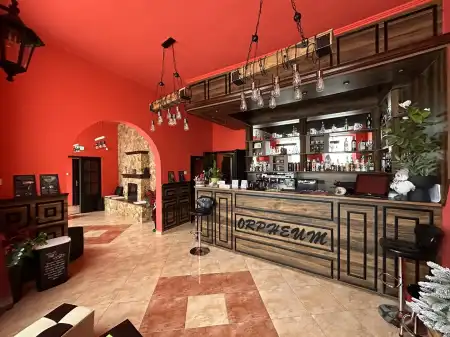 eladó vendéglátás, Eger