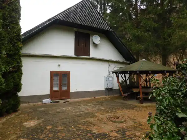 Eladó vendéglátás, Parád 12 szoba 400 m² 90 M Ft