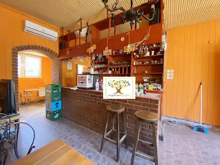 eladó vendéglátás, Szigetújfalu
