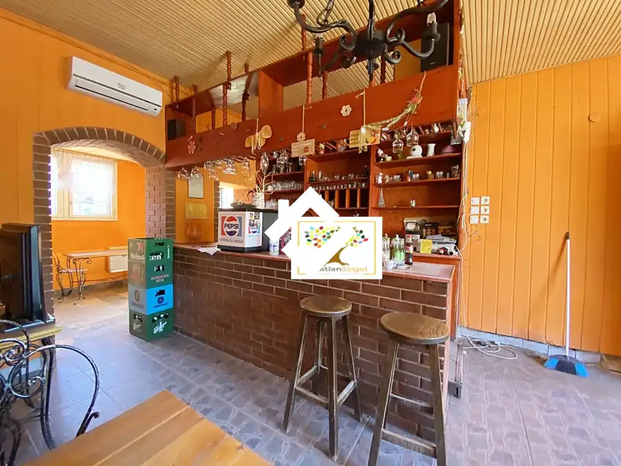 eladó vendéglátás, Szigetújfalu