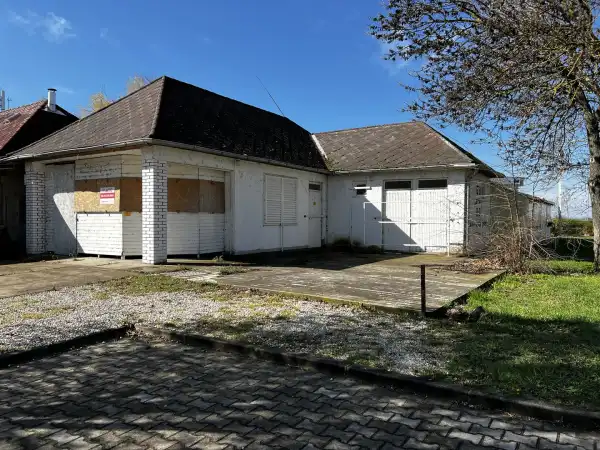 Eladó vendéglátás, Velence 70 m² 38.9 M Ft