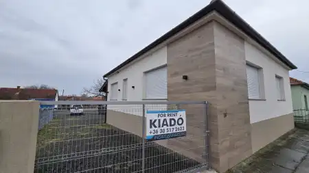 kiadó családi ház, Paks