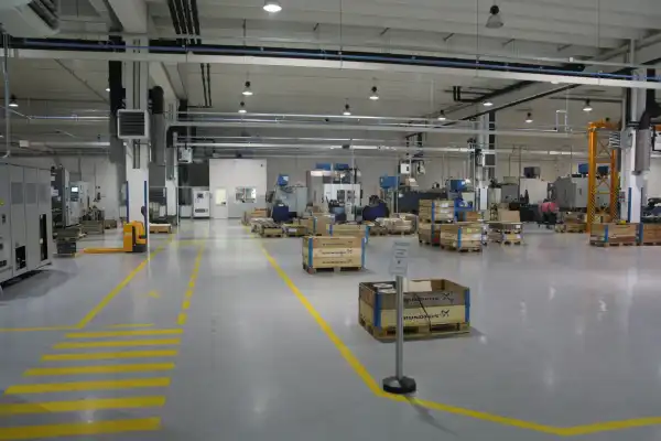 Kiadó csarnok, Győr 2550 m² 4.45 M Ft/hó + Áfa