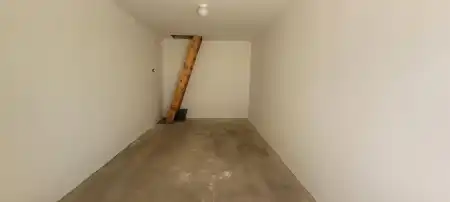 kiadó garázs, Nyíregyháza