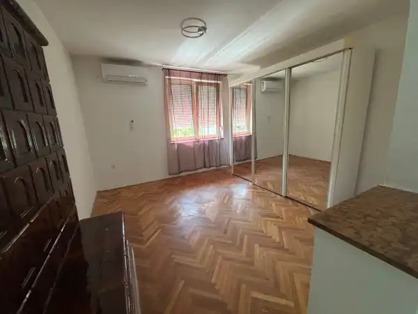 Kiadó házrész, Tata 2 szoba 70 m² 190 E Ft/hó