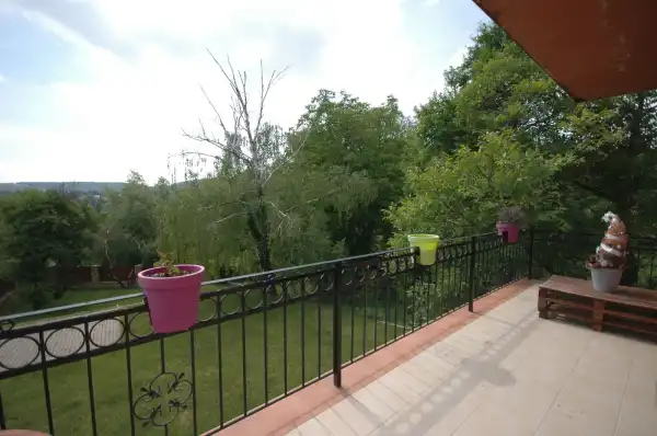 Kiadó ikerház, Budapest, II. kerület 6 szoba 195 m² 1.04 M Ft/hó