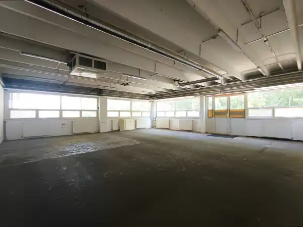 Kiadó ipari ingatlan, Budapest, IX. kerület 2243 m² 6.28 M Ft/hó