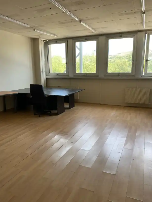 Kiadó iroda, Budaörs 40 m² 95 E Ft/hó