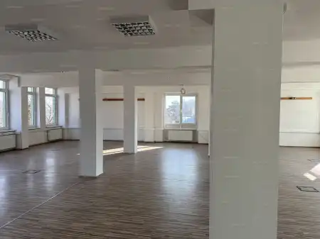 kiadó iroda, Budapest, II. kerület