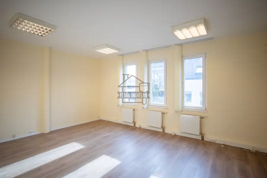 kiadó iroda, Budapest, II. kerület