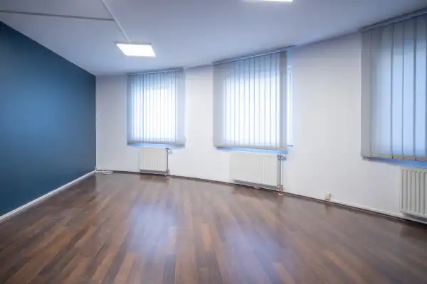 Kiadó irodaházban B, B+ kat., Budapest, II. kerület 55 m² 290 E Ft/hó + Áfa