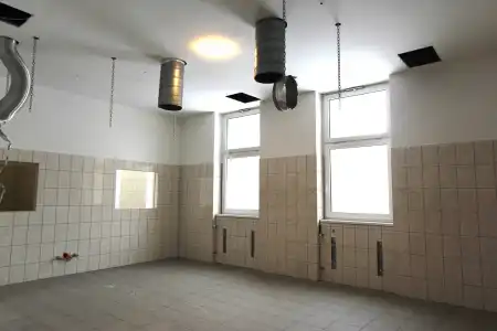 kiadó melegkonyhás vendéglátóegység, Budapest, X. kerület