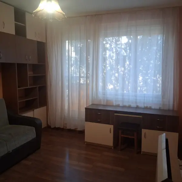 Kiadó panellakás, Békéscsaba 2 szoba 49 m² 120 E Ft/hó