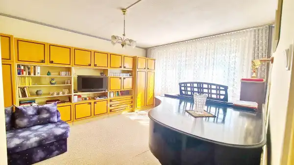 Kiadó panellakás, Budapest, XXI. kerület 2 szoba 55 m² 200 E Ft/hó