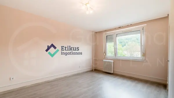 Kiadó panellakás, Miskolc 1+1 szoba 35 m² 115 E Ft/hó