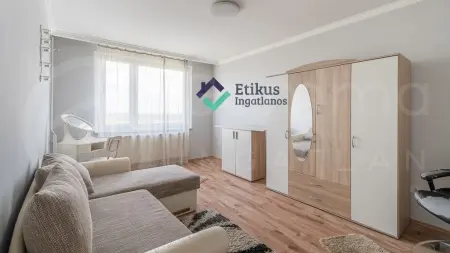 kiadó panellakás, Miskolc