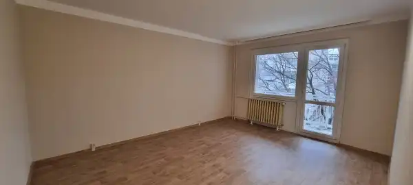 Kiadó panellakás, Paks 2 szoba 40 m² 140 E Ft/hó
