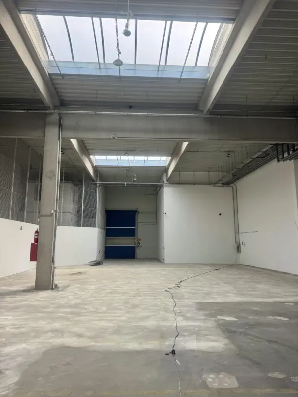 Kiadó raktár, Budapest, XI. kerület 555 m² 1.61 M Ft/hó + Áfa