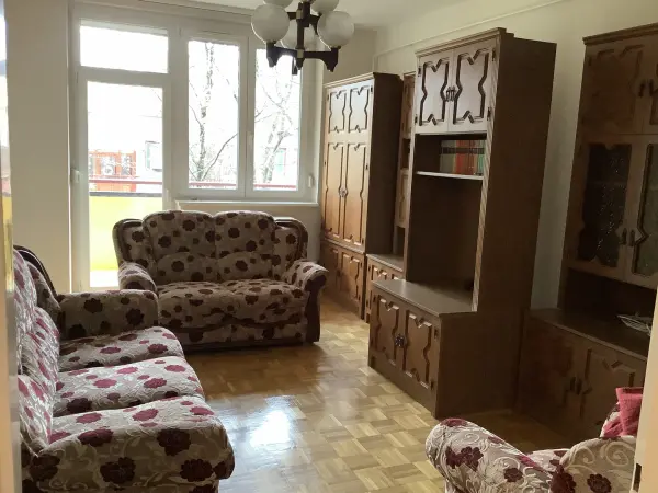 Kiadó téglalakás, Békéscsaba 2+1 szoba 60 m² 130 E Ft/hó