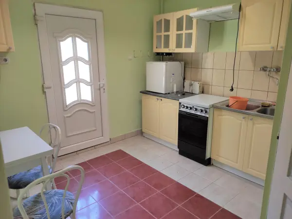 Kiadó téglalakás, Borjád 2 szoba 70 m² 150 E Ft/hó