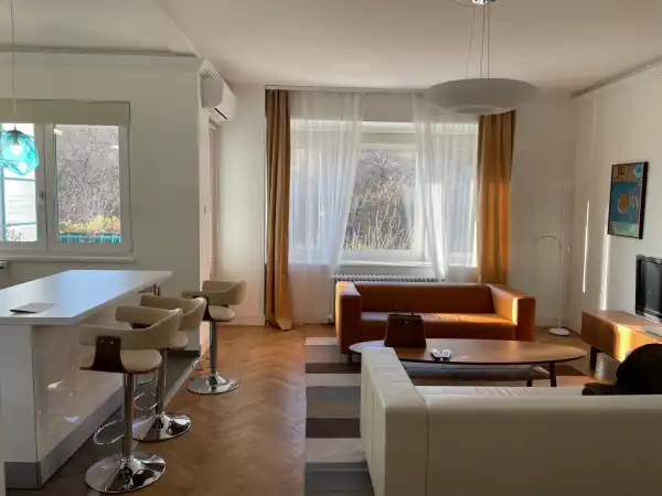 Kiadó téglalakás, Budapest, I. kerület 3 szoba 105 m² 411 E Ft/hó