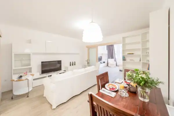 Kiadó téglalakás, Budapest, I. kerület 2 szoba 52 m² 577 E Ft/hó