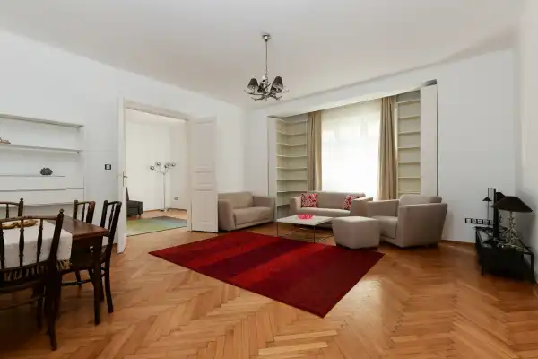Kiadó téglalakás, Budapest, II. kerület 3 szoba 120 m² 440 E Ft/hó