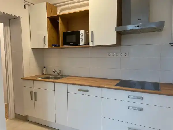 Kiadó téglalakás, Budapest, II. kerület 3 szoba 76 m² 350 E Ft/hó