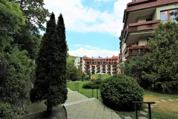 Kiadó téglalakás, Budapest, II. kerület 6 szoba 241 m² 1.36 M Ft/hó