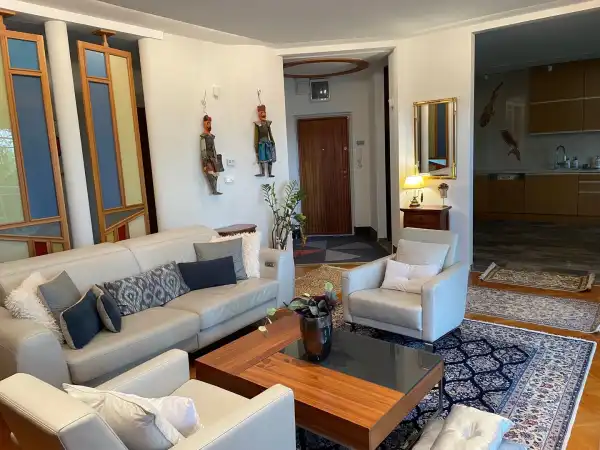 Kiadó téglalakás, Budapest, III. kerület 4 szoba 120 m² 856 E Ft/hó