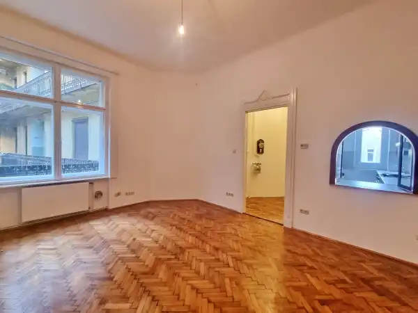 Kiadó téglalakás, Budapest, IX. kerület 1 szoba 33 m² 180 E Ft/hó
