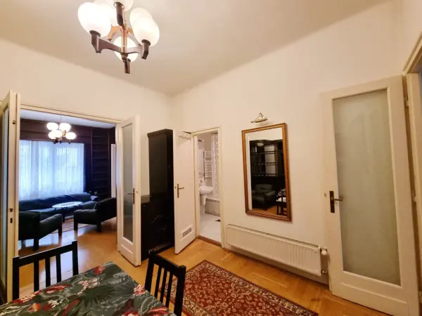 Kiadó téglalakás, Budapest, IX. kerület 2+1 szoba 75 m² 250 E Ft/hó