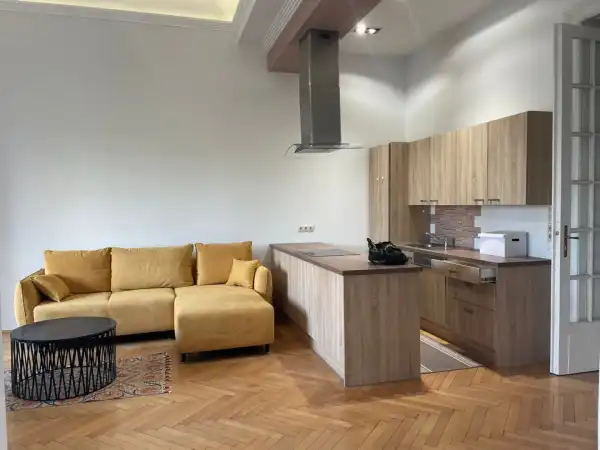 Kiadó téglalakás, Budapest, V. kerület 3 szoba 90 m² 474 E Ft/hó
