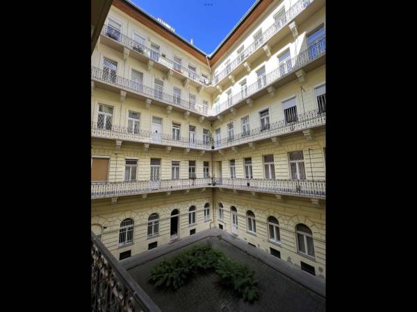 kiadó téglalakás, Budapest, V. kerület