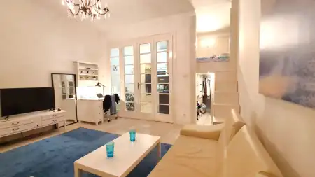 kiadó téglalakás, Budapest, VI. kerület