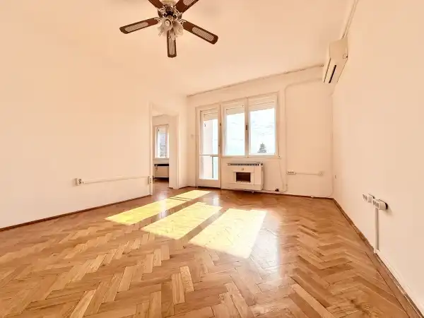 Kiadó téglalakás, Budapest, XI. kerület 2 szoba 54 m² 230 E Ft/hó