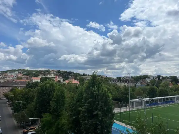 Kiadó téglalakás, Budapest, XII. kerület 4 szoba 110 m² 750 E Ft/hó