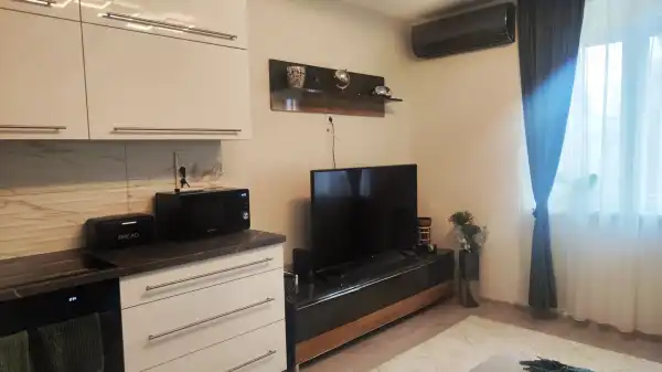 Kiadó téglalakás, Budapest, XIV. kerület 1+1 szoba 45 m² 260 E Ft/hó