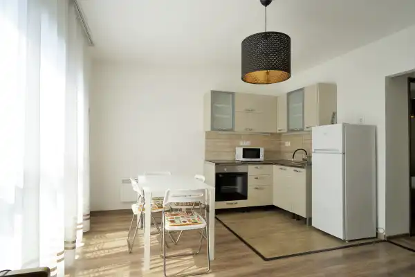 Kiadó téglalakás, Budapest, XIV. kerület 2+1 szoba 41 m² 200 E Ft/hó