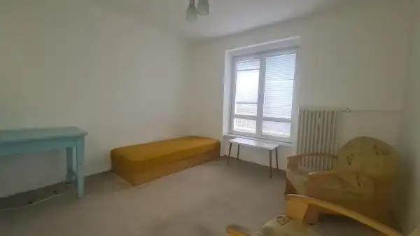 Kiadó téglalakás, Dunaújváros 1 szoba 35 m² 92 E Ft/hó