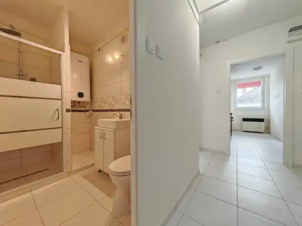 Kiadó téglalakás, Eger 2 szoba 56 m² 180 E Ft/hó