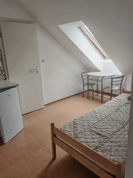 kiadó téglalakás, Győr