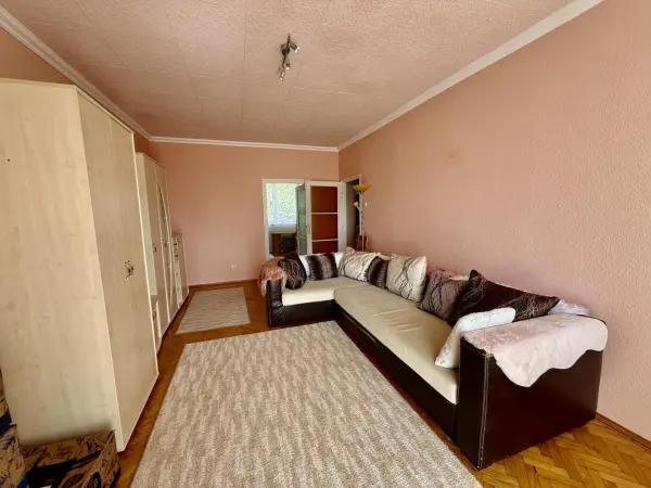 Kiadó téglalakás, Komárom 2 szoba 53 m² 180 E Ft/hó