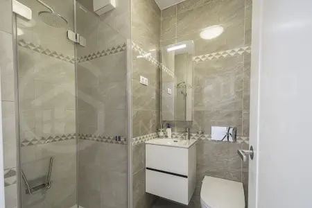 kiadó téglalakás, Miskolc