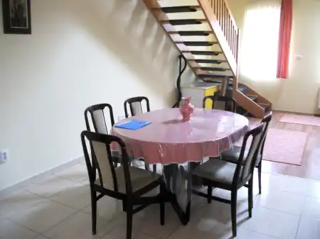 kiadó téglalakás, Mohács