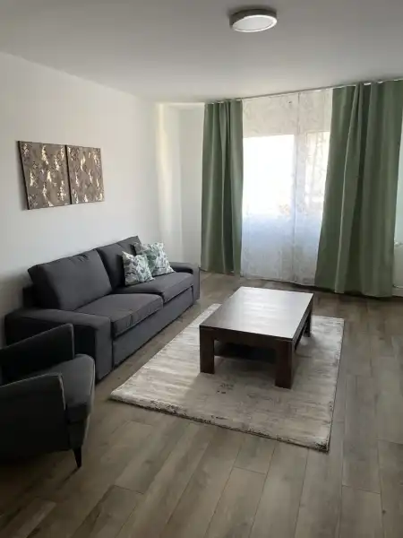 kiadó téglalakás, Paks